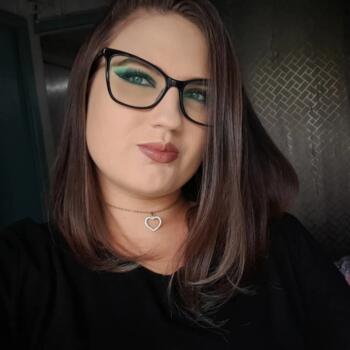 Babysitter in Campo Largo: Adrielly