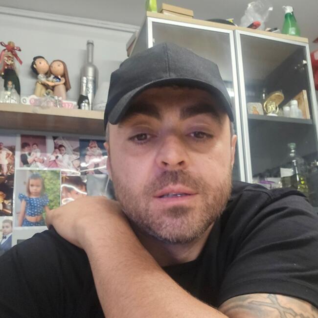 Δουλειά για babysitter στην περιοχή Άγιος Ιωάννης Ρέντης: Ορφεας