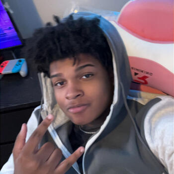 Babysitter Detroit: Jayden