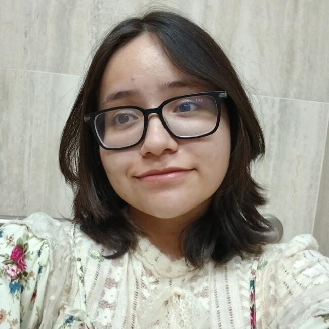 Babysitter in Laguna Tepic: Leslie Carolina