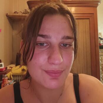 Babysitter Navenne: Noemie