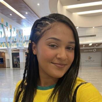 Babysitter in Porto Velho: Daniela