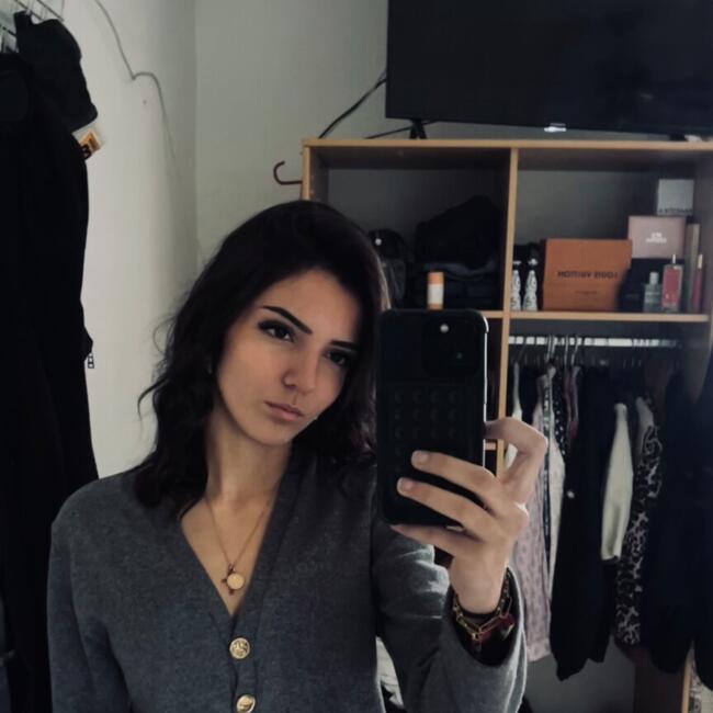 Babysitter in Arles: Oceane