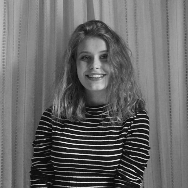 Babysitter in Tournai: Laura