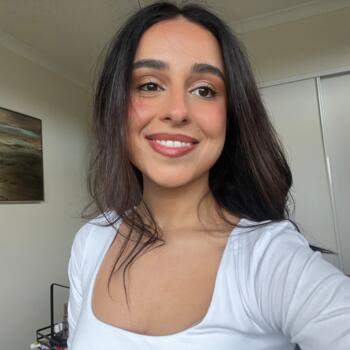 Babysitter in Gold Coast: Angela