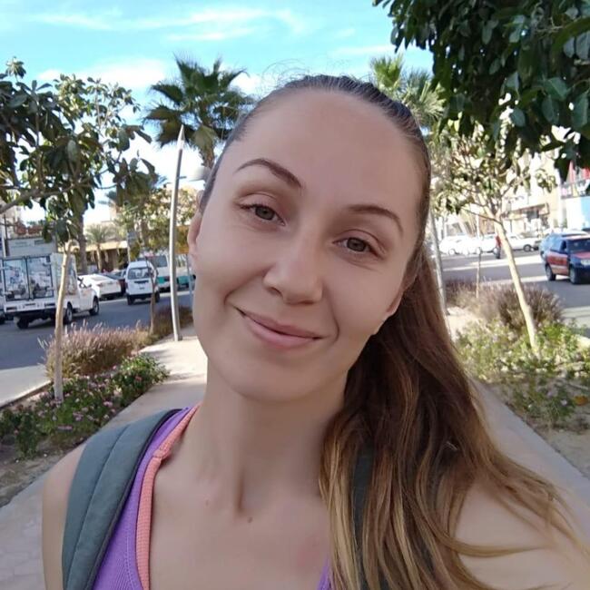 Trabajo para niñera en Mar del Plata: Regina