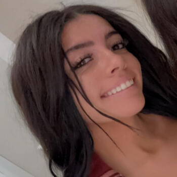 Babysitter in Surprise: Nevaeha