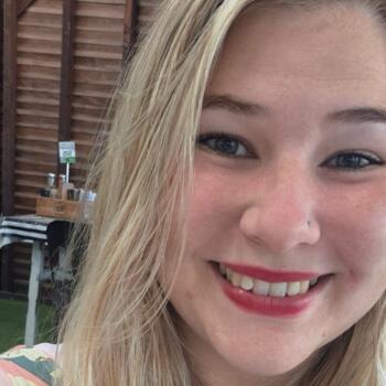 Babysitting job in Brisbane: babysitting job Kristee