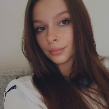 Babysitter in Bourges: Anicia