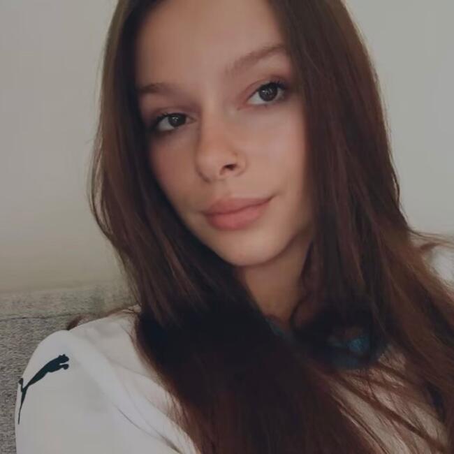 Babysitter in Bourges: Anicia