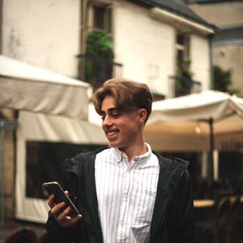 Babysitter Vouvray: Paul-Émile