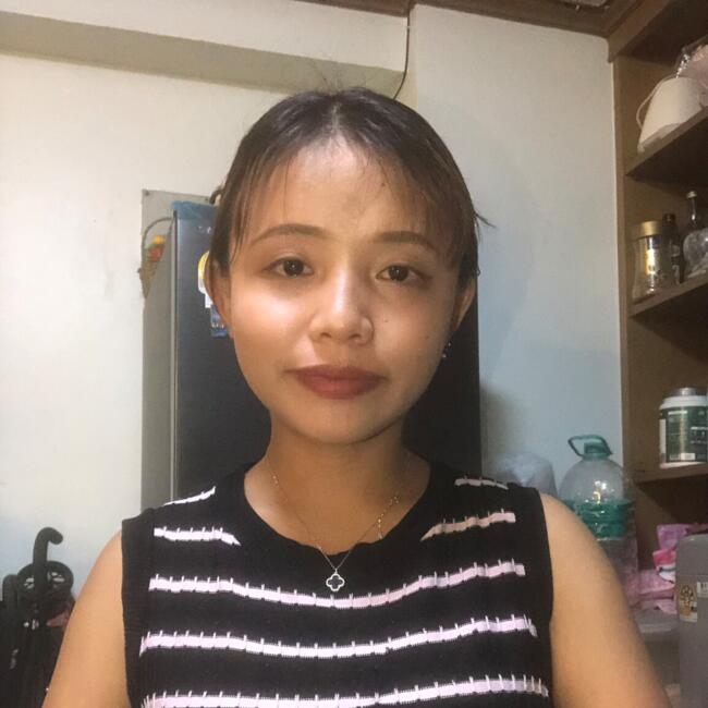 Babysitter in Sathon: Esther