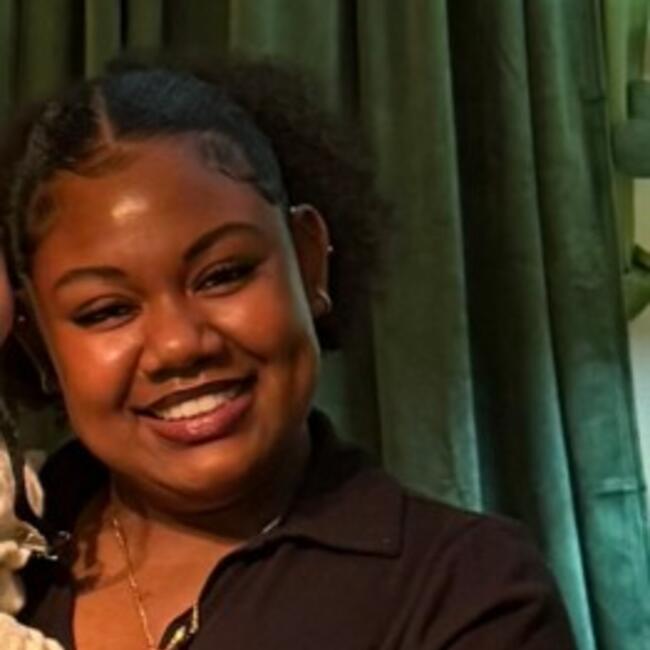 Babysitter in The Bronx: Jada