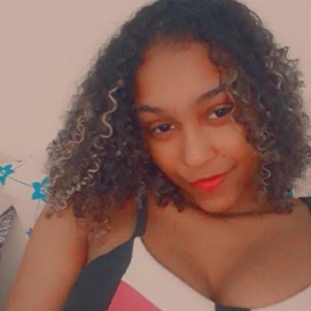 Babysitter in Vila Velha: Damaris