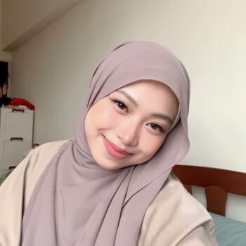 Babysitter Johor Bahru: Nisa