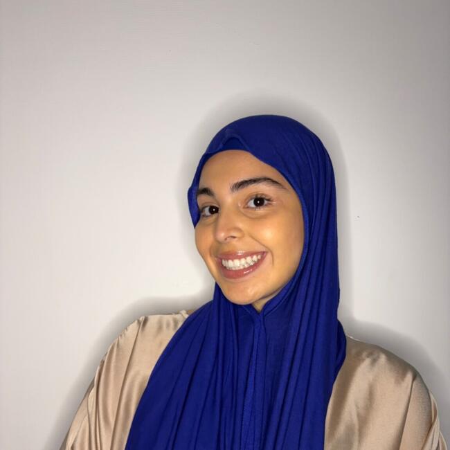 Babysitter in Montreal: Neyla