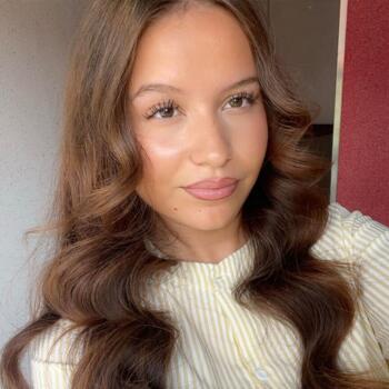 Babysitter Leverkusen: Nissrin