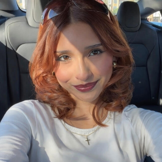 Babysitter in Santa Fe Springs: Anali