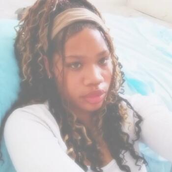Babysitter in Englewood: Terra'J