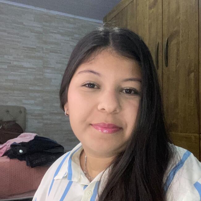 Babysitter in Maringá: Giovana