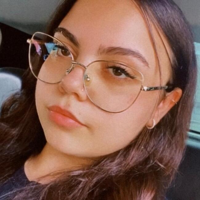 Babá em Tubarão: Thay