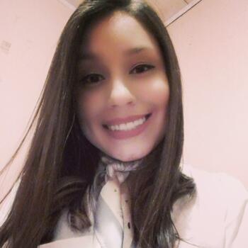 Babysitter in Cartago: Fernanda