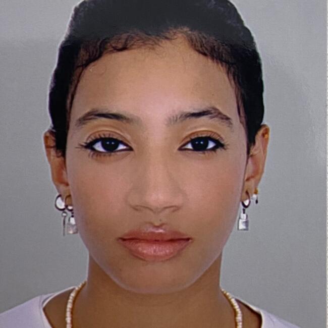 Babysitter in Casablanca: Khadija