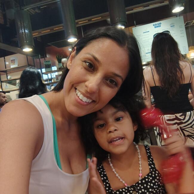 Babysitting job in Los Angeles: Sonali