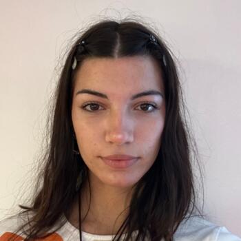 Babysitter em Paços de Ferreira: Maria