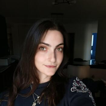 Babysitter in Joué-lès-Tours: Zoé