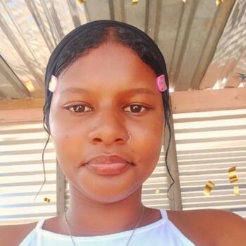 Babysitter in Cape Town: Vivien