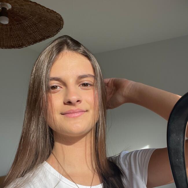 Babysitter in Pola de Siero: Carla