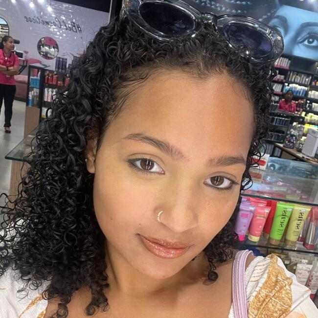 Babá em Salvador: Kailane Araújo