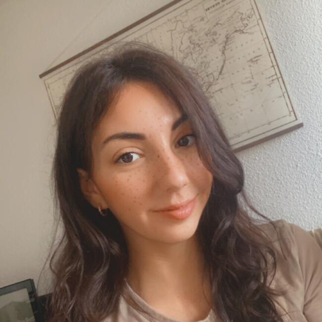 Babysitter in Saint-Cyprien (Pyrénées-Orientales): Céline