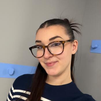 Babysitter in Sèvres: Astrid