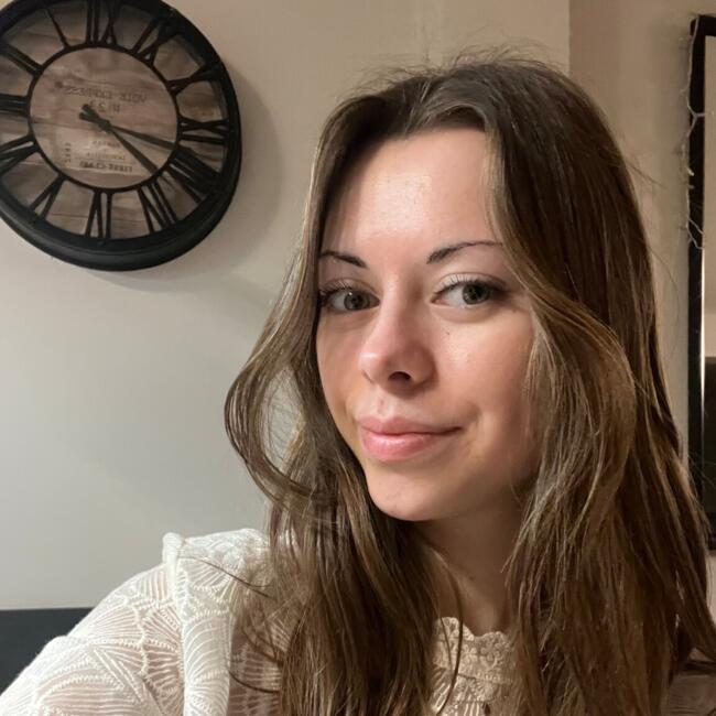 Babysitter in Villeneuve-d'Ascq: Annelys