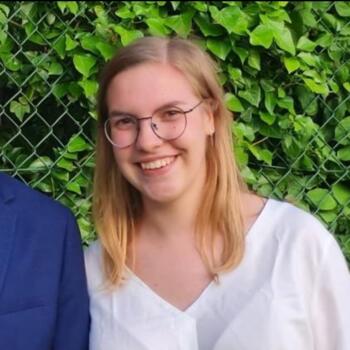 Babysitter in Harelbeke: Suzanne