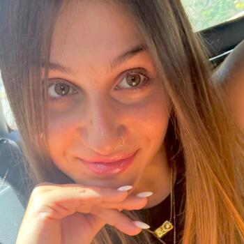 Babysitter στην περιοχή Κομοτηνή: Ιουλία