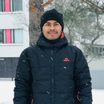 Babysitter Helsinki: Bibek