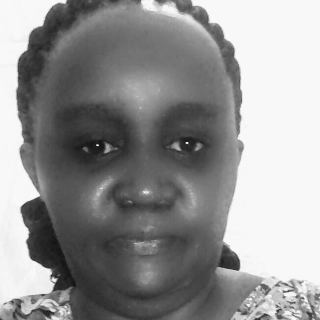 Babysitter in Mombasa: Florence