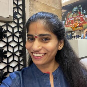 Babysitter Delhi: Deepa Sharma