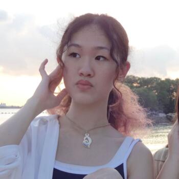 Babysitter in Singapore: Celeste