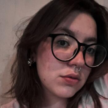 Babysitter in Ribeirão Preto: Victoria