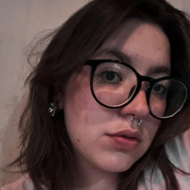 Babysitter in Ribeirão Preto: Victoria