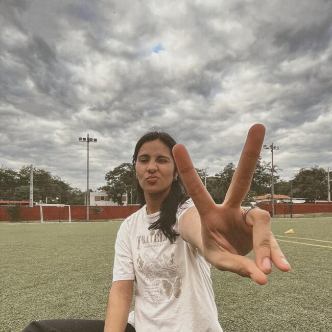 Babysitter in Cordillera: Melani Vera