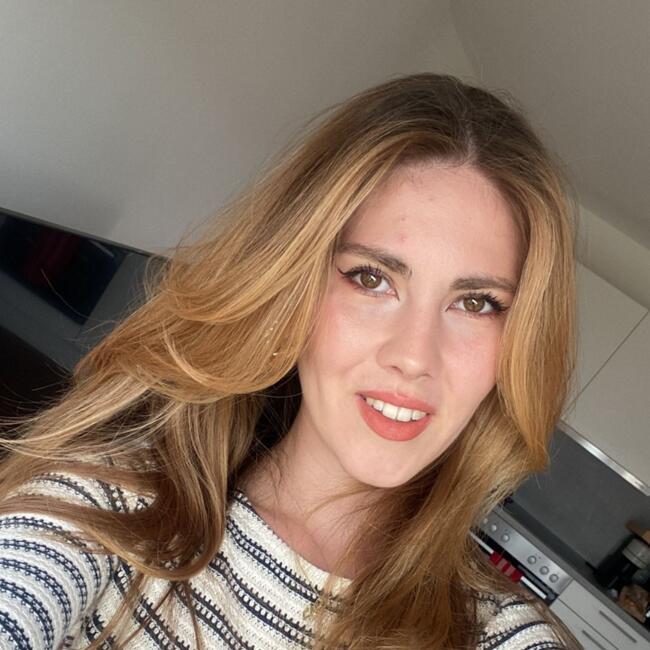 Babysitter in Bratislava: Yaren
