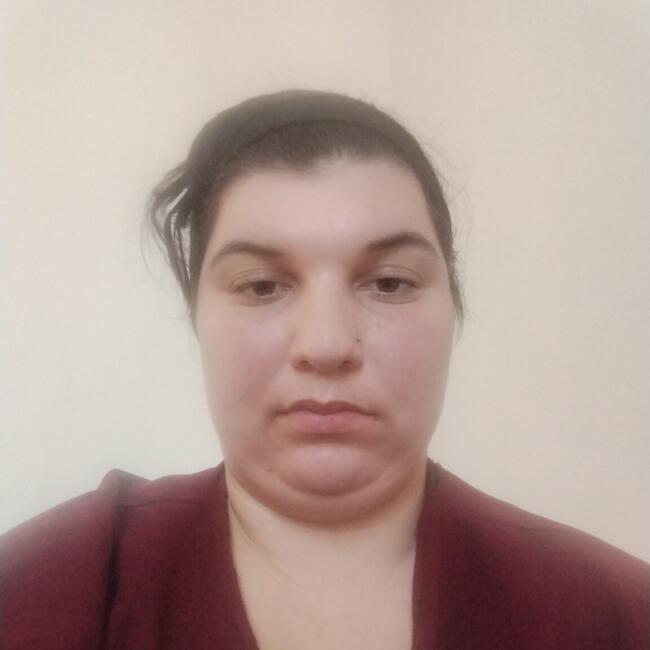 Babysitter in Nantes: Laura