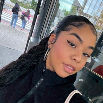 Babysitter em Lousada: Julia