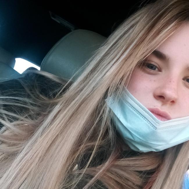 Babysitter in La Louvière: Lorinda