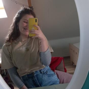Babysitter Sint-Niklaas: Lena